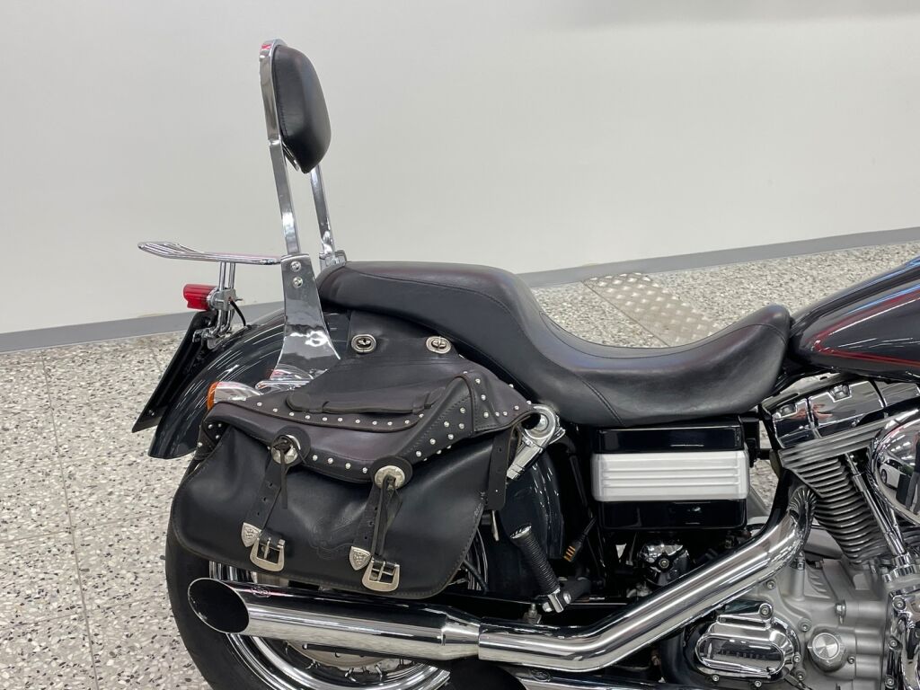 Harley-davidson DYNA 2006 