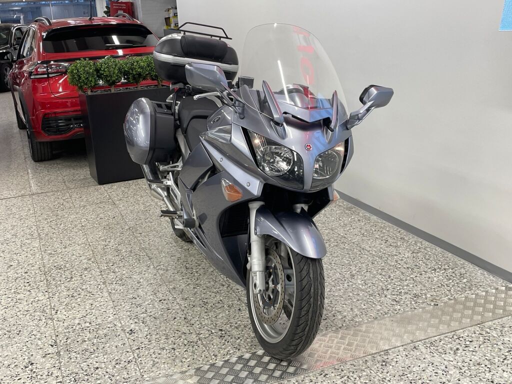 Yamaha FJR 2006 Harmaa