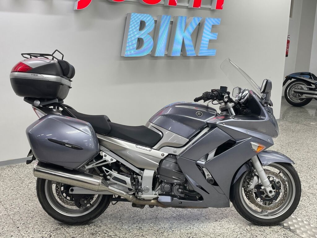 Yamaha FJR 2006 Harmaa