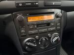 Toyota Avensis 2004 Musta