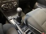 Toyota Avensis 2004 Musta