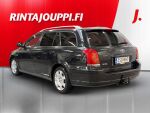 Toyota Avensis 2004 Musta