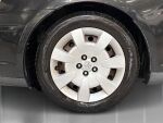 Toyota Avensis 2004 Musta