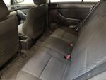 Toyota Avensis 2004 Musta