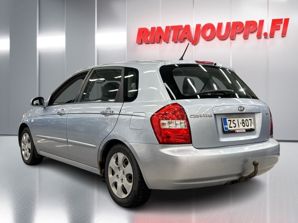 Kia Cerato 2005 Sininen