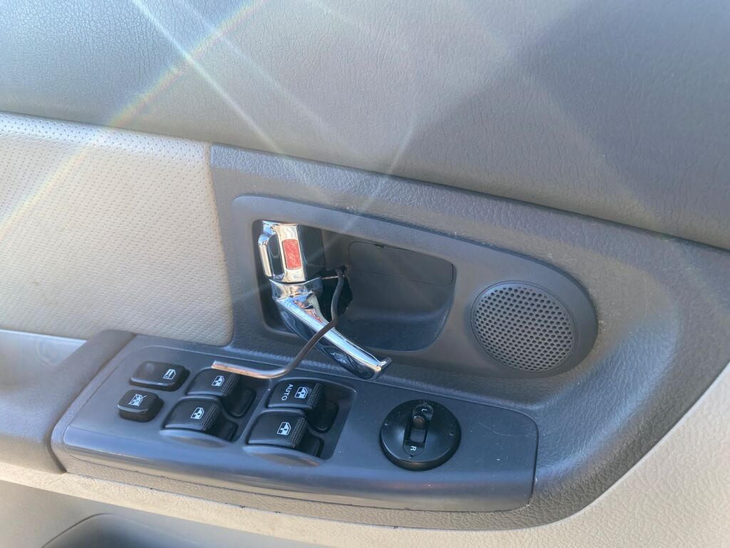 Kia Cerato 2005 Sininen