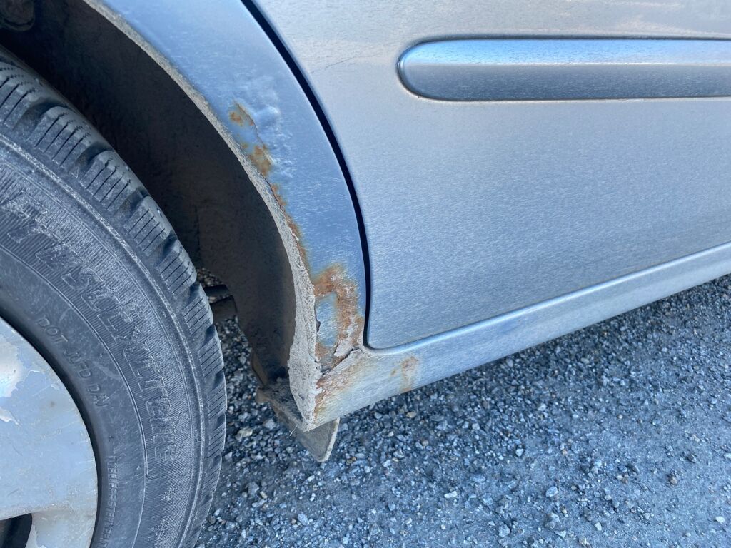 Kia Cerato 2005 Sininen