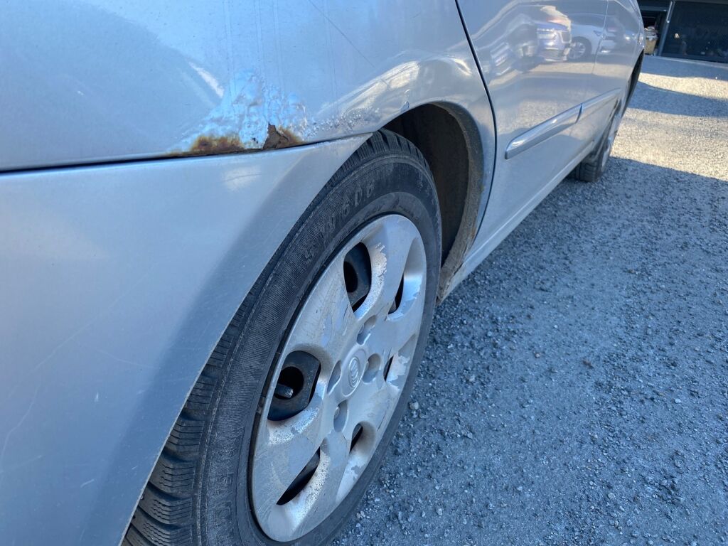 Kia Cerato 2005 Sininen