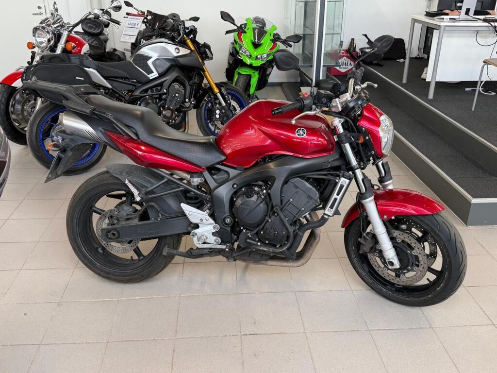 Yamaha FZ6-N 2007 Musta