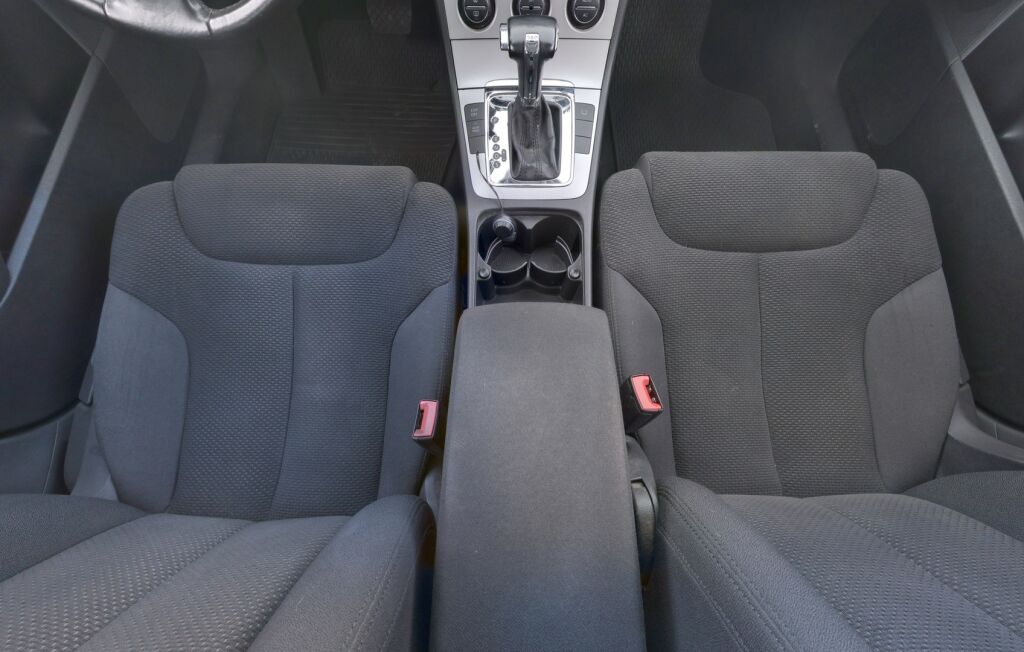 Volkswagen Passat 2008 Musta