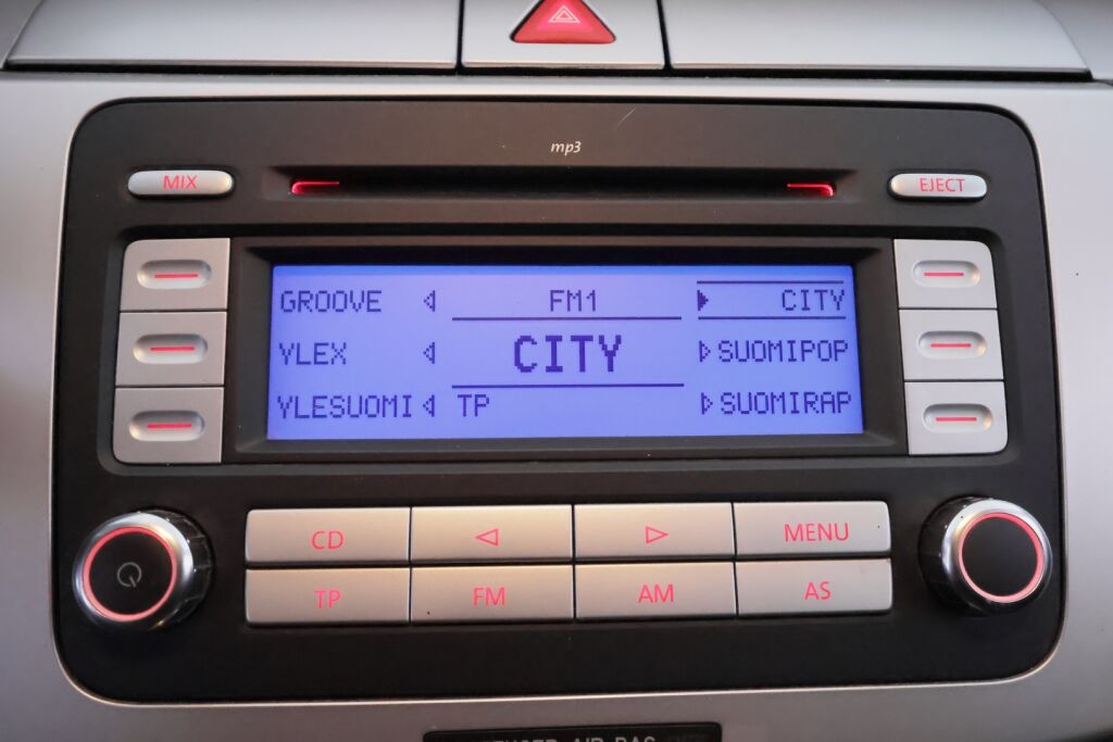 Volkswagen Passat 2008 Musta