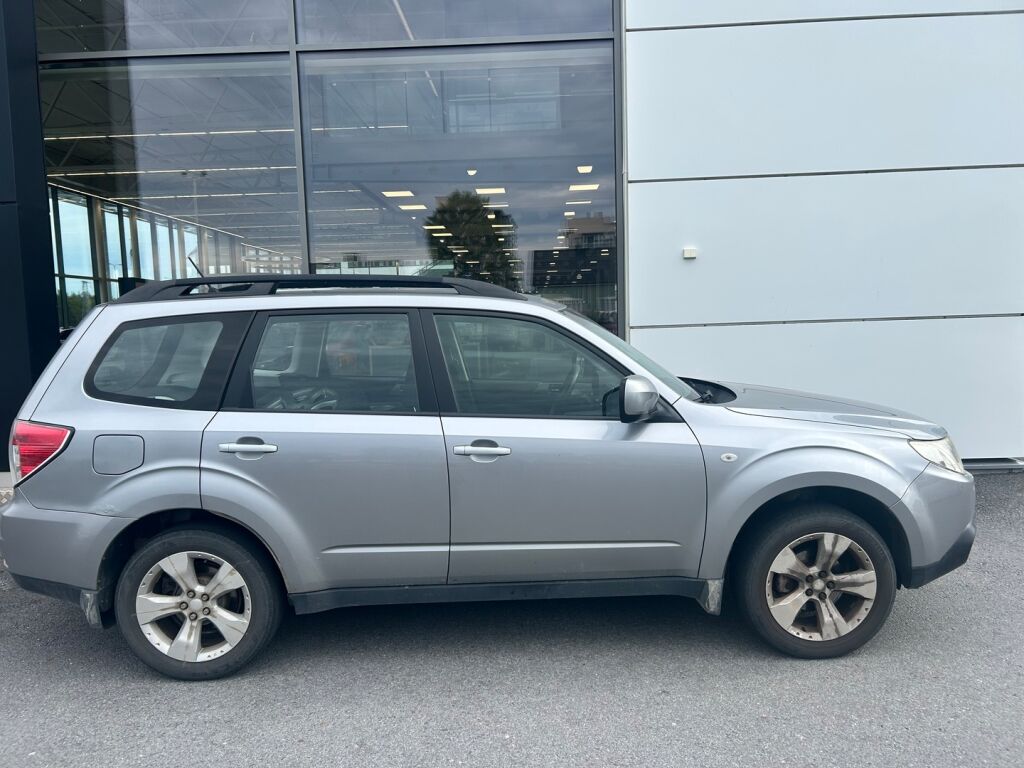 Subaru Forester 2008 Harmaa