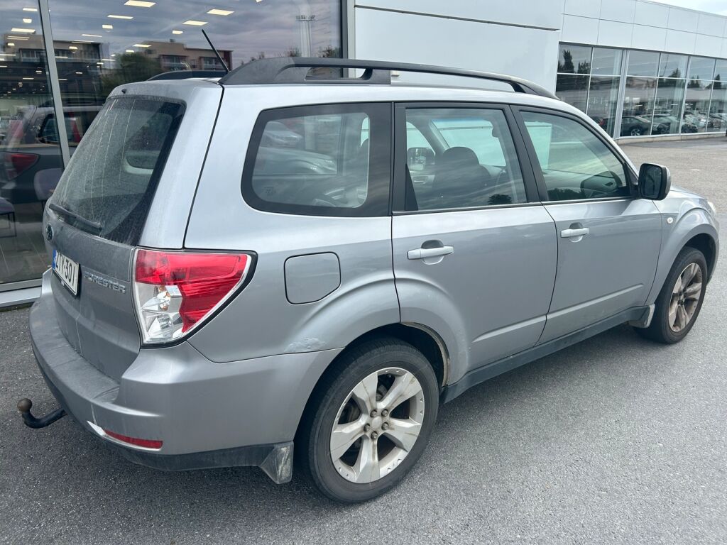 Subaru Forester 2008 Harmaa