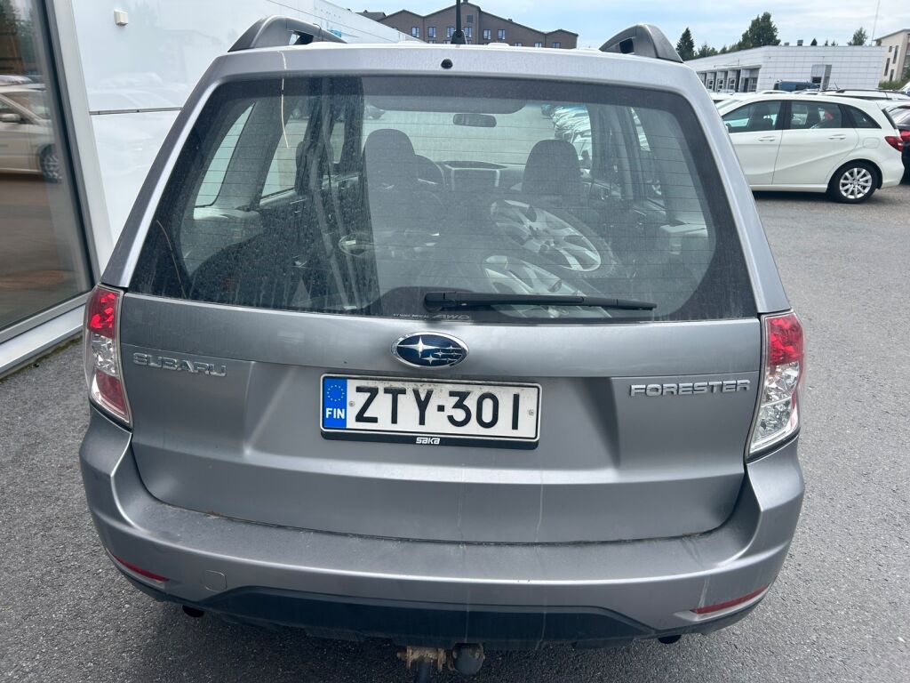 Subaru Forester 2008 Harmaa