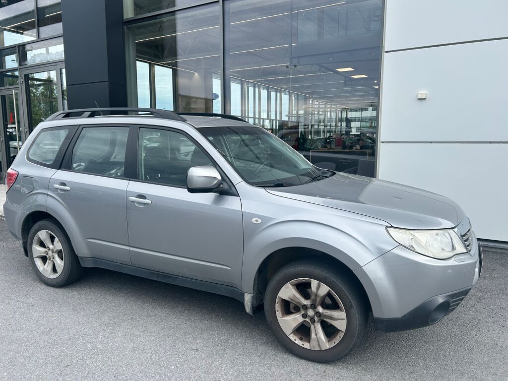 Subaru Forester 2008 Harmaa