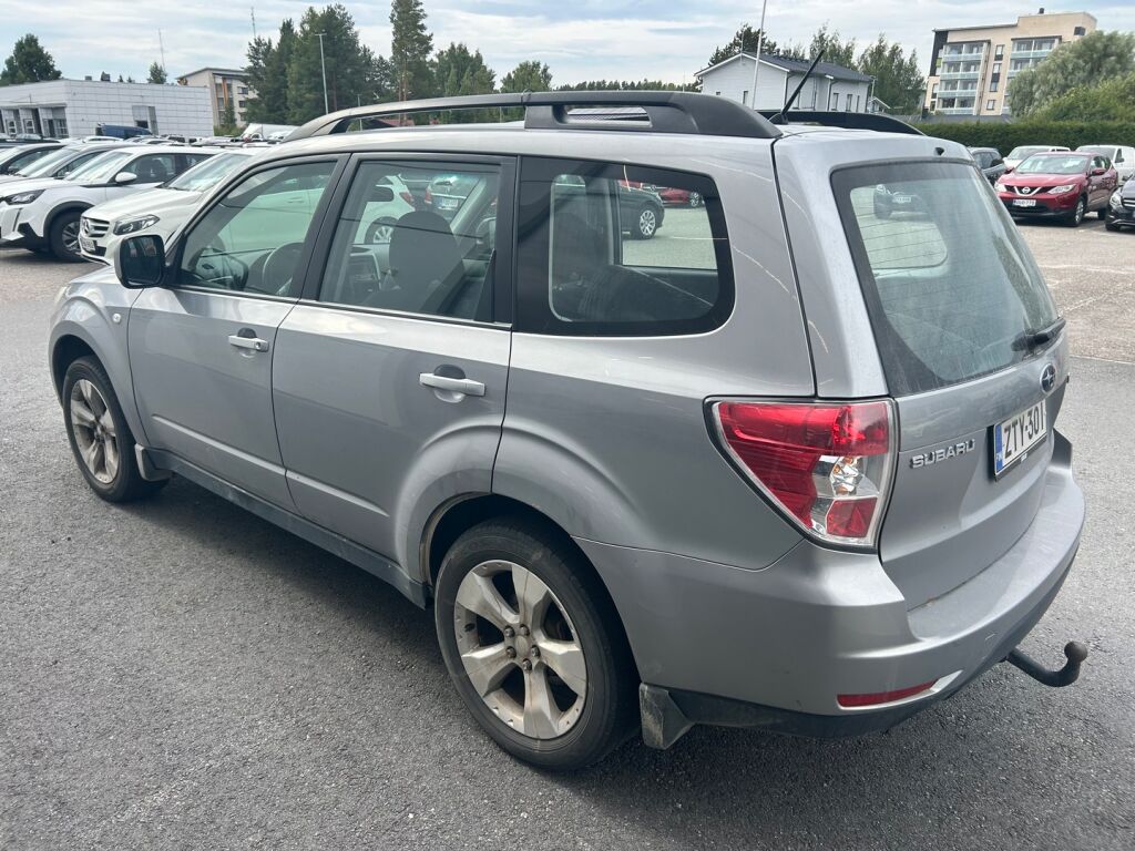 Subaru Forester 2008 Harmaa