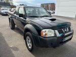 Nissan Navara 2003 Musta