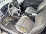 Nissan Navara 2003 Musta