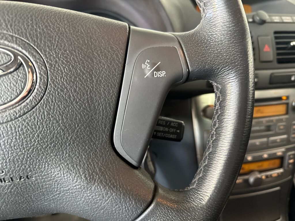 Toyota Avensis 2003 Sininen