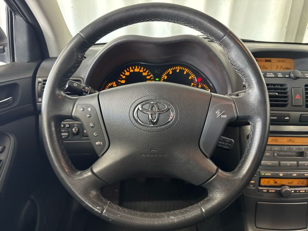 Toyota Avensis 2003 Sininen