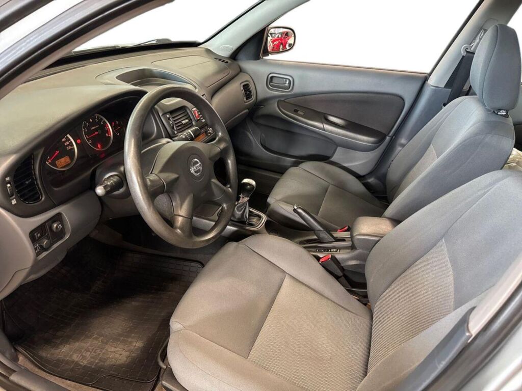 Nissan Almera 2006 Hopea