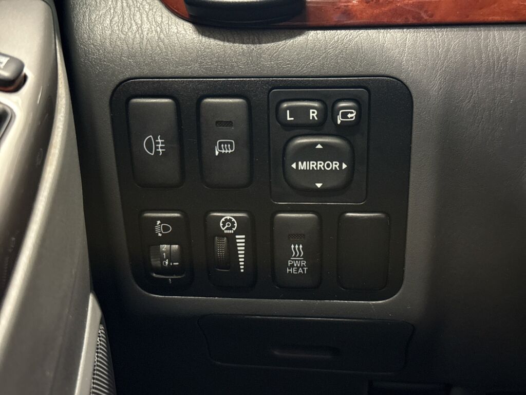 Toyota Land Cruiser 2004 Harmaa