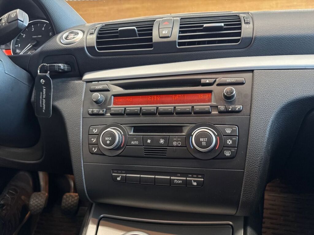 BMW 116 2008 Musta