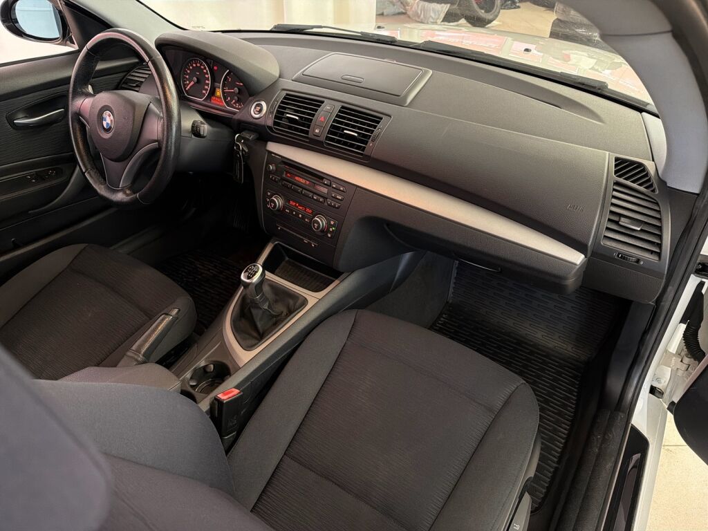 BMW 116 2008 Valkoinen