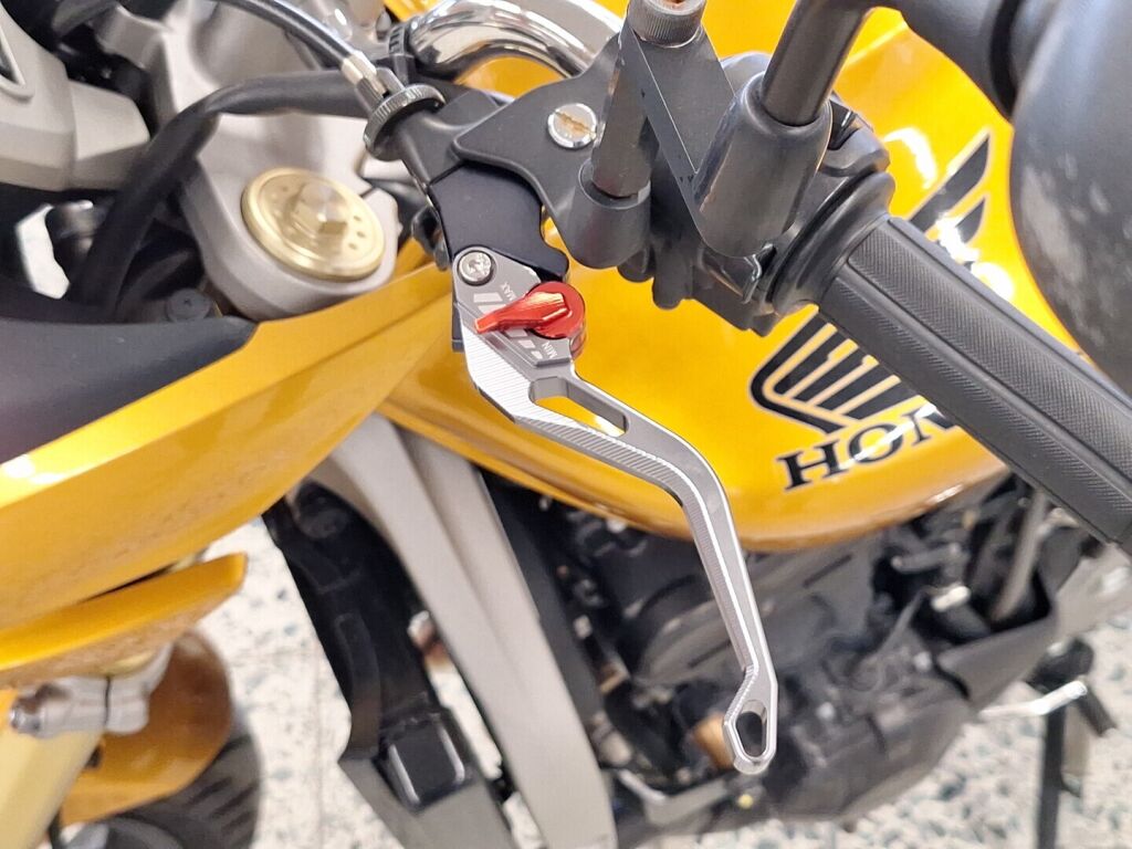 Honda CB 2009 Keltainen Metallinhohto