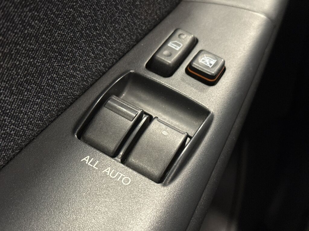 Toyota Corolla 2003 Punainen