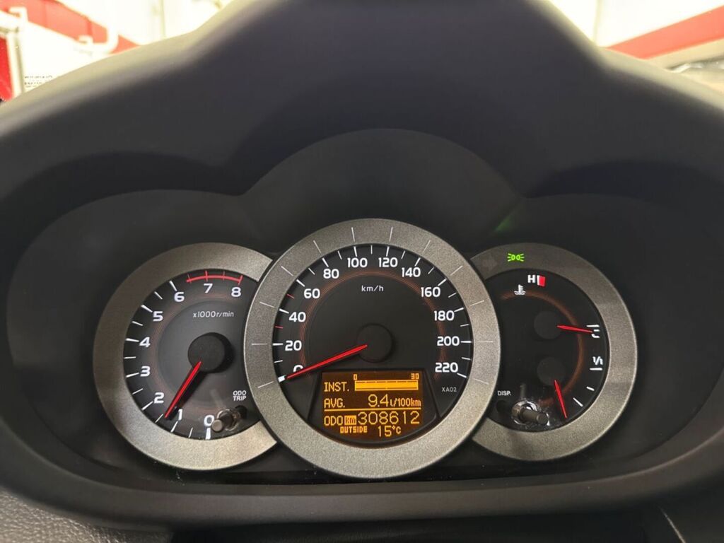 Toyota RAV4 2006 Harmaa