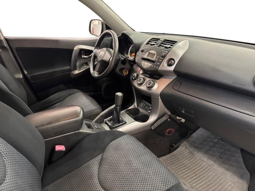 Toyota RAV4 2006 Harmaa