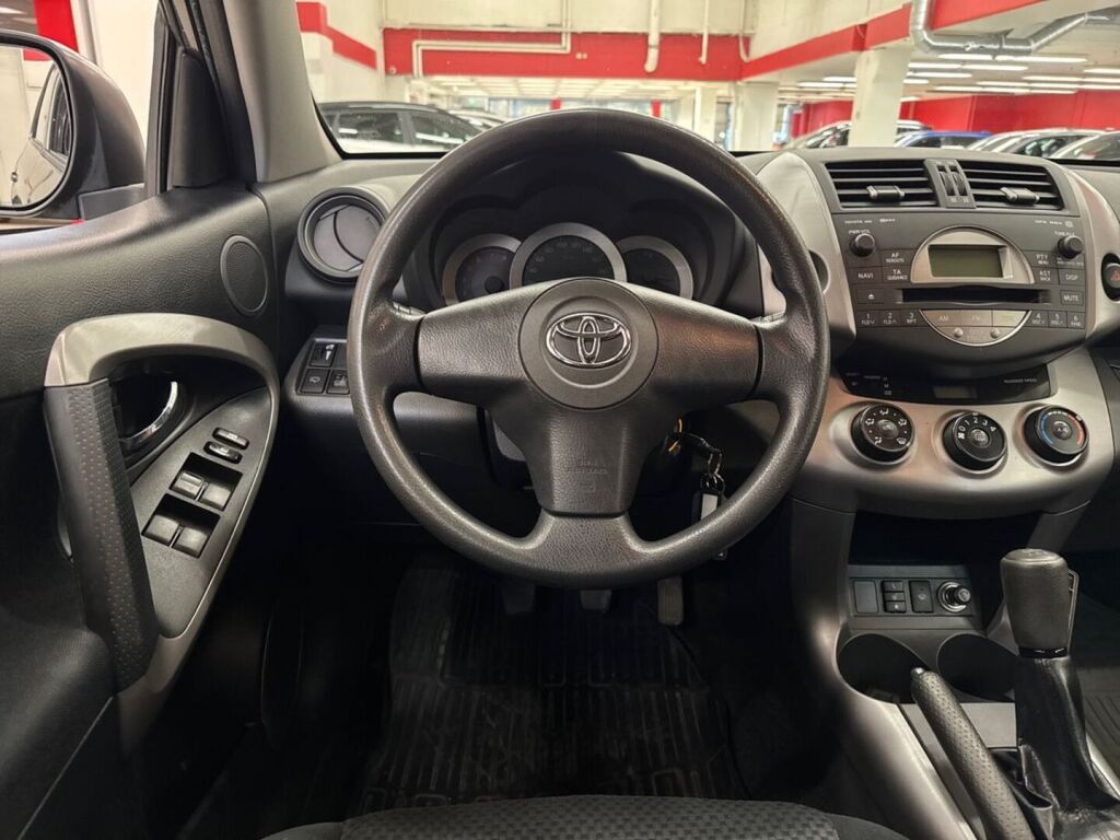 Toyota RAV4 2006 Harmaa