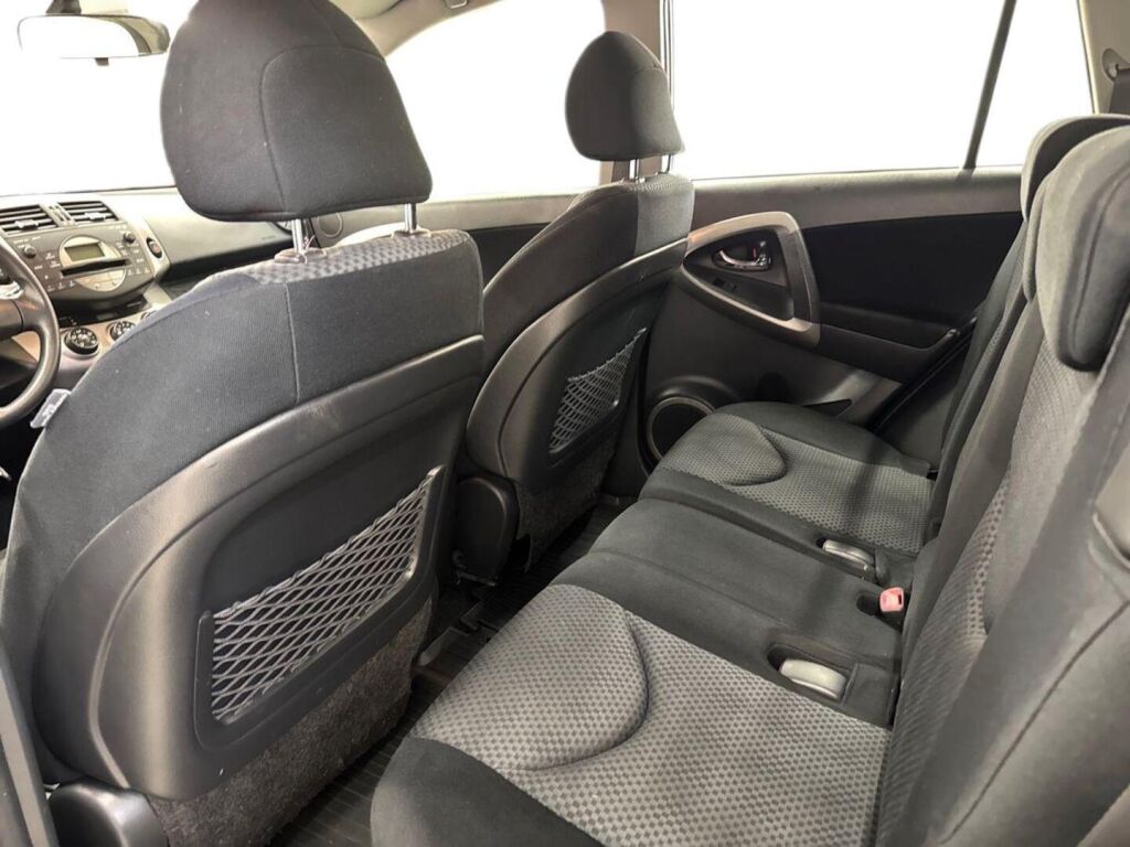 Toyota RAV4 2006 Harmaa