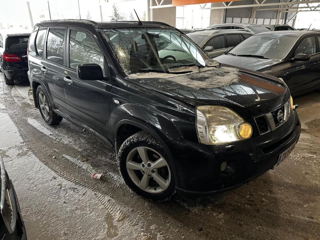 Nissan X-Trail 2008 Musta