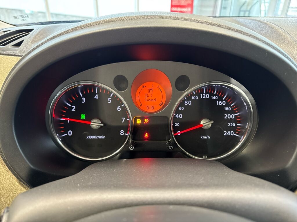 Nissan X-Trail 2008 Musta