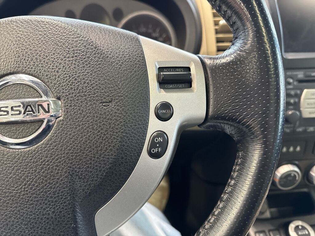 Nissan X-Trail 2008 Musta