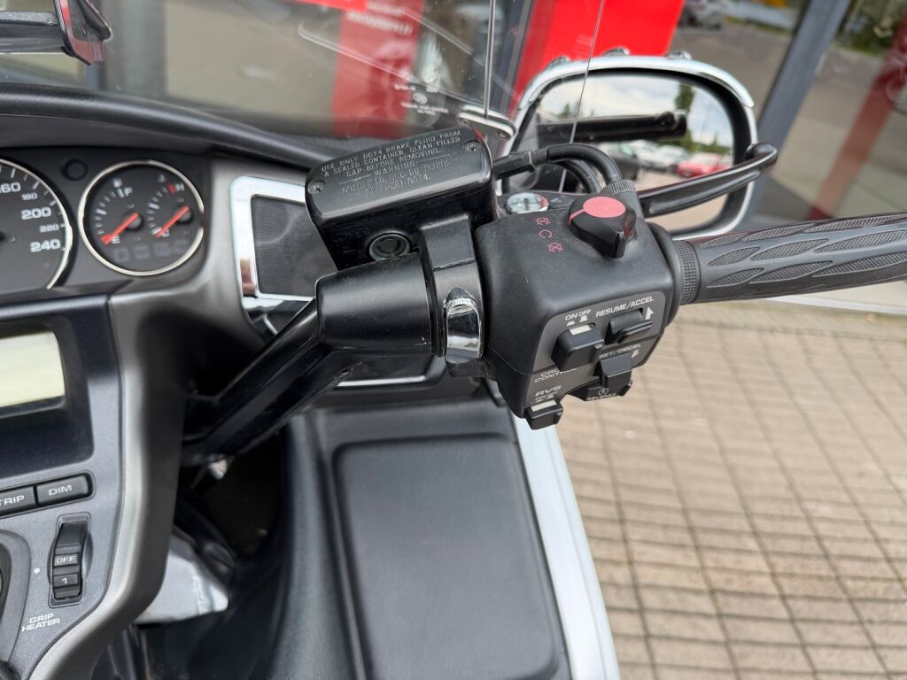 Honda GL 2008 JT V 214