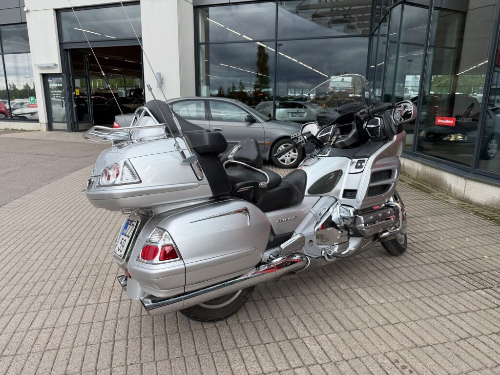 Honda GL 2008 JT V 214