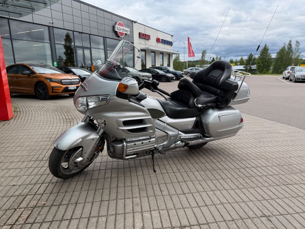 Honda GL 2008 JT V 214