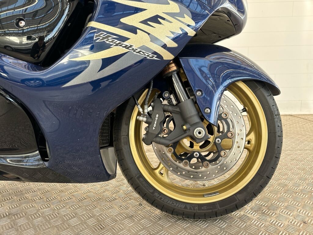 Suzuki GSX 2008 Musta