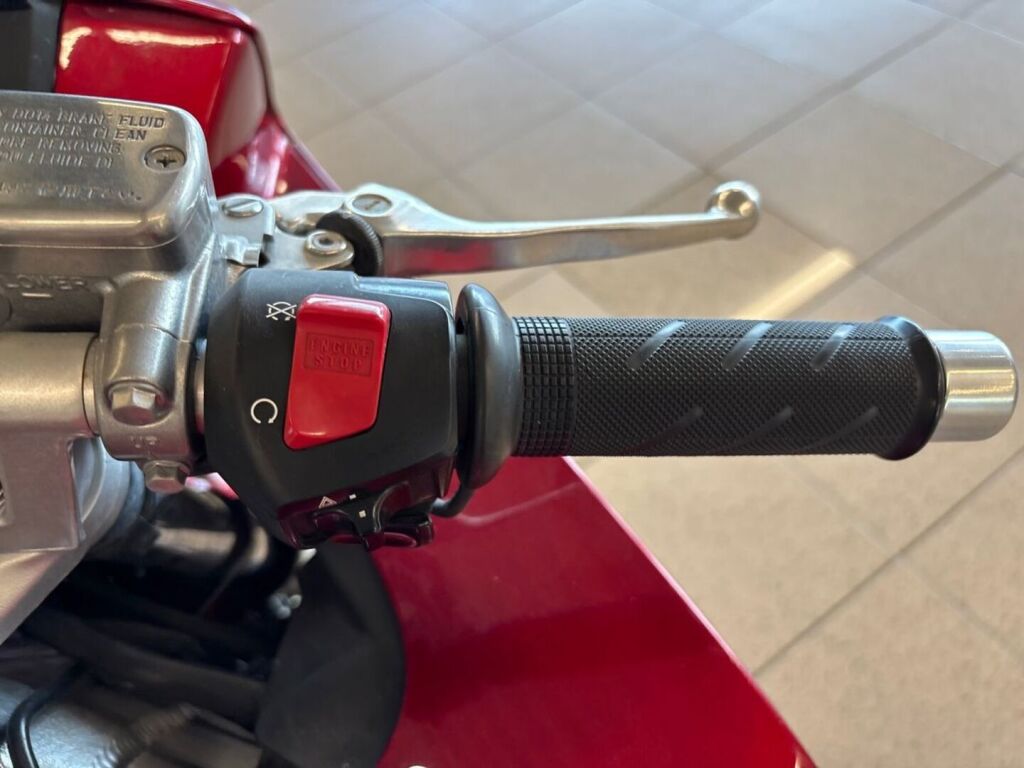 Honda VFR 2008 Oranssi Metallinhohto
