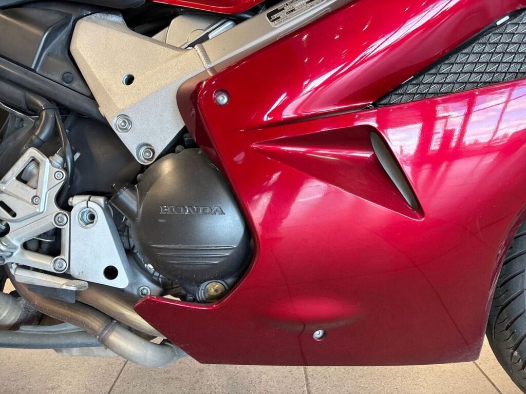 Honda VFR 2008 Oranssi Metallinhohto