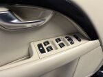 Volvo XC70 2009 Musta