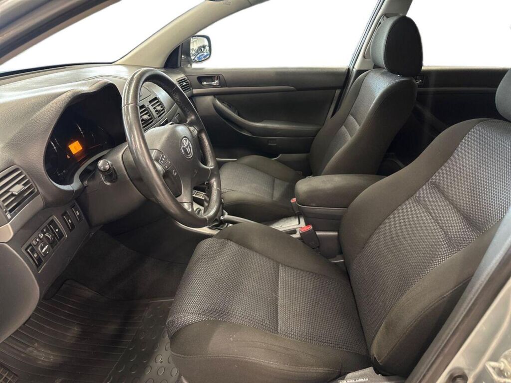 Toyota Avensis 2008 Hopea