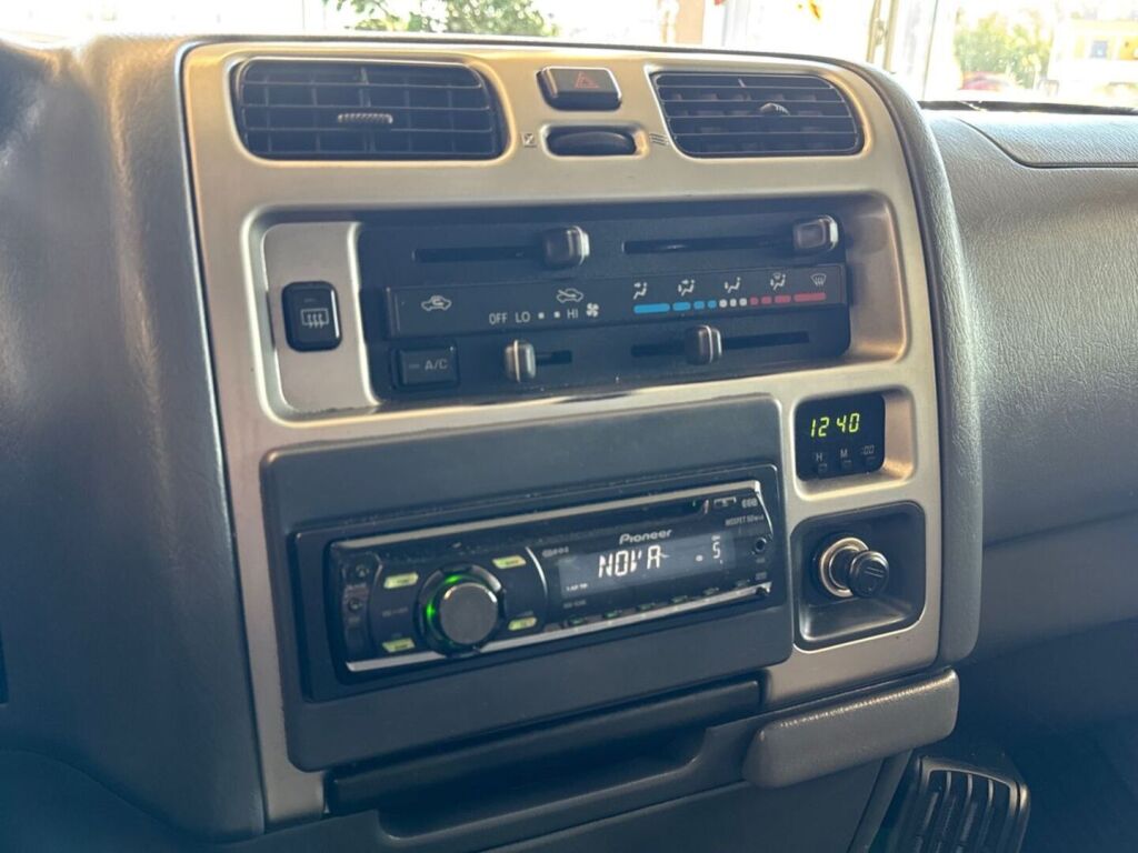 Toyota Hiace 2,5 D-4D 95 4ov pitkä 2008, photo 4/20
