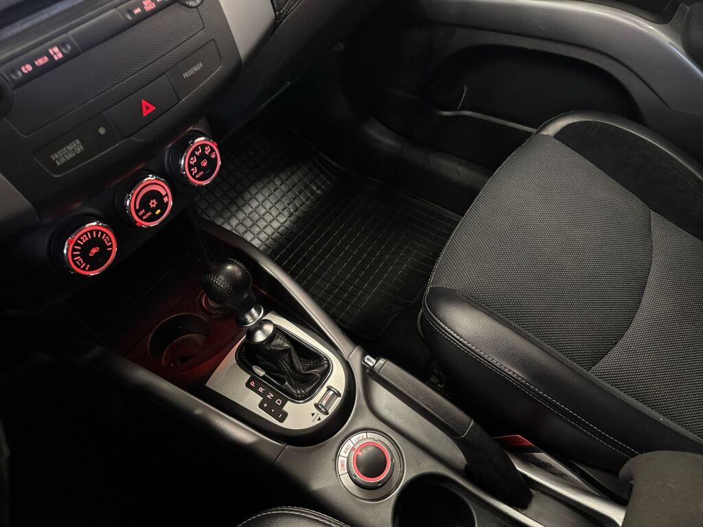 Mitsubishi Outlander 2012 Harmaa