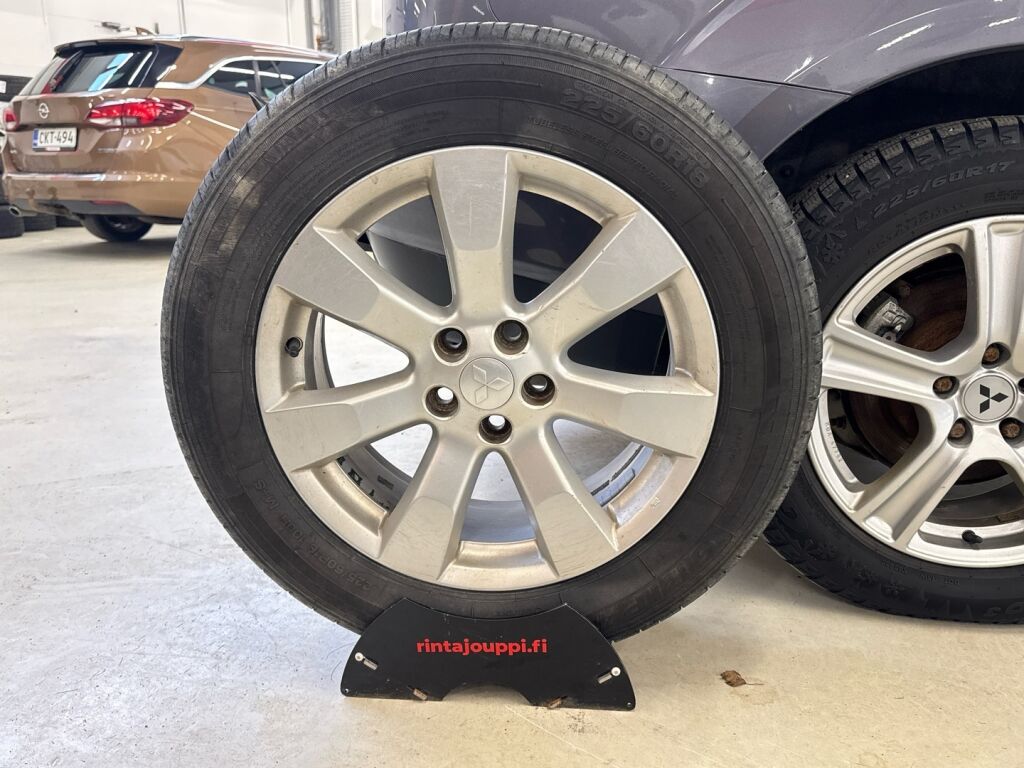 Mitsubishi Outlander 2012 Harmaa