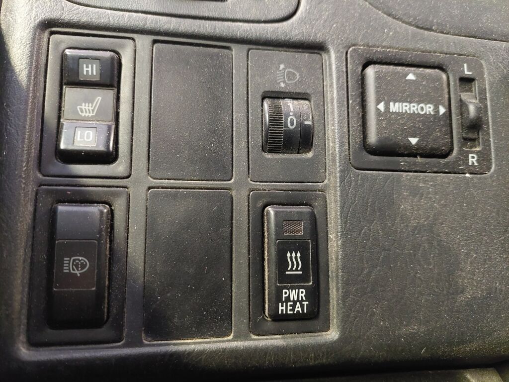 Toyota Hiace 2011 Musta