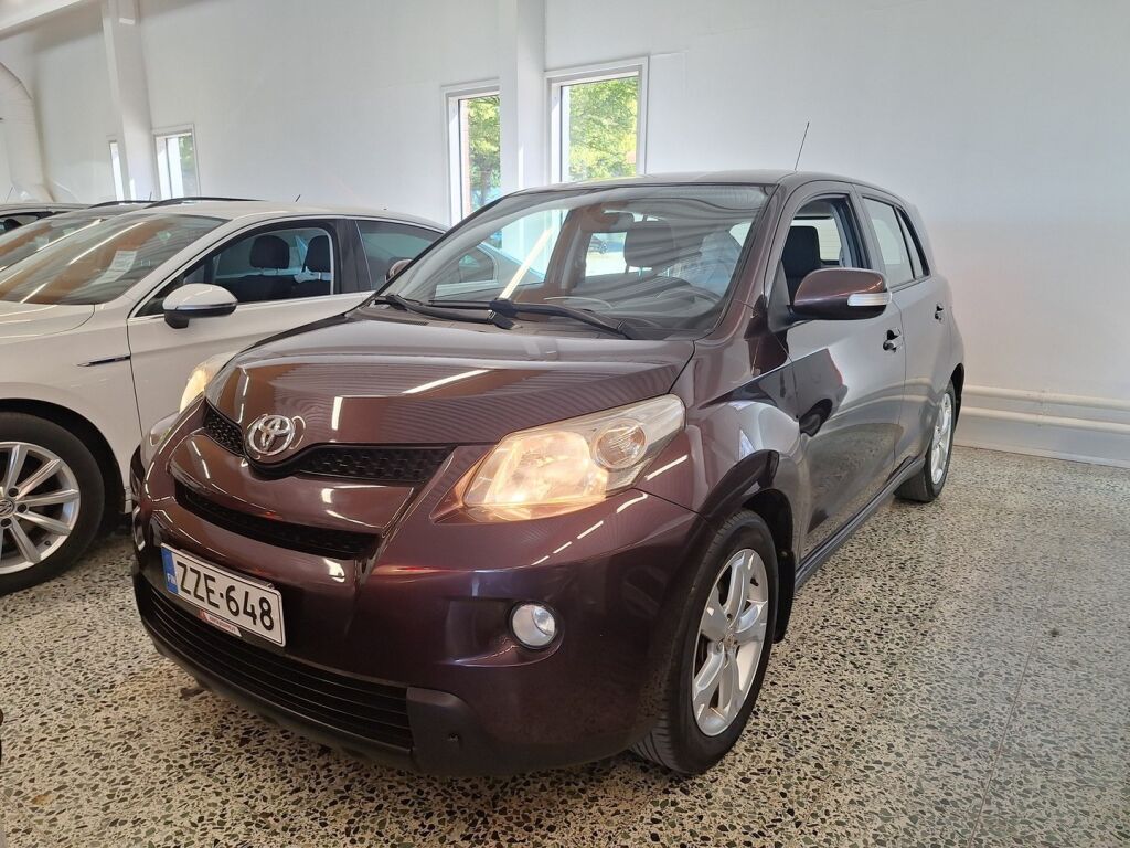 Toyota Urban Cruiser 2012 Violetti